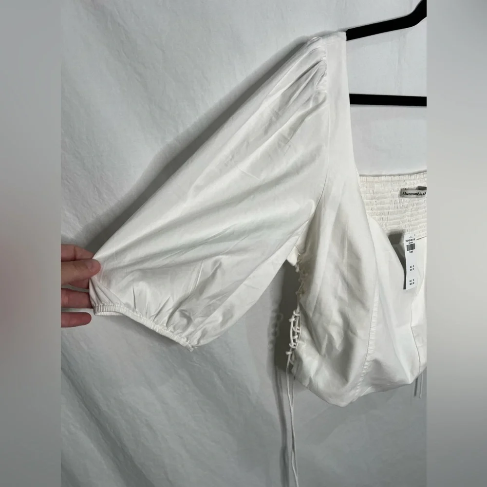 Abercrombie & Fitch Shirt Women's XL White Smocked Milkmaid Side Ties Boho‎ NWT